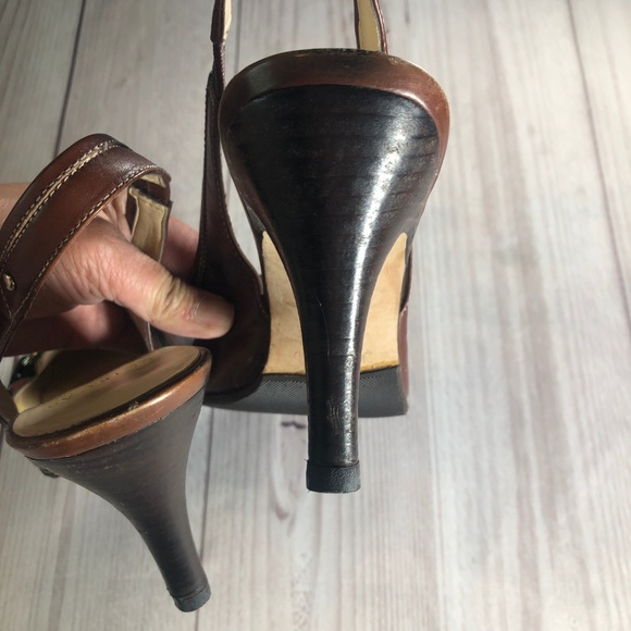 Circa - Joan & David Heel Brown Size 8 - Picture 5 of 7